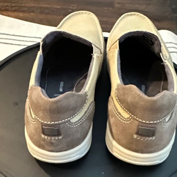 Florsheim Men's Tan and Brown Slip-On Loafers - Picture 4 of 4